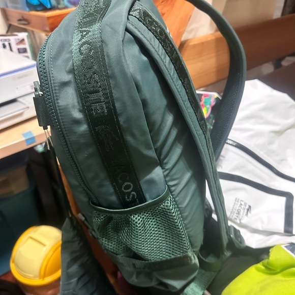 Brand new Lacoste Unisex Backpack with bag - Picture 3 of 8